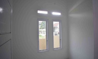 DIJUAL RUMAH DEKAT BUKIT BARISAN JL PESANTREN