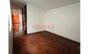 Alquiler Lindo Y Espacioso Departamento En Valle Hermoso Surco