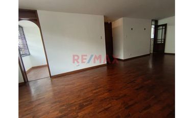 Alquiler Lindo Y Espacioso Departamento En Valle Hermoso Surco