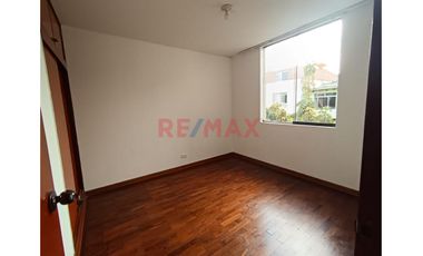 Alquiler Lindo Y Espacioso Departamento En Valle Hermoso Surco