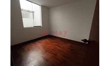 Alquiler Lindo Y Espacioso Departamento En Valle Hermoso Surco