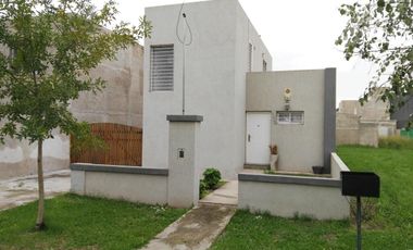 VENTA CASA ALVEAR OPORTUNIDAD