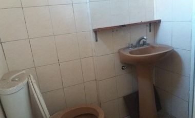 PH FRENTE EN OCHAVA A METROS DE ESTACIÓN SUÁREZ, LIVING CON COCINA INTEGRADA, AMPLIA HABITACIÓN CON PLACARD Y BAÑO CON DUCHA