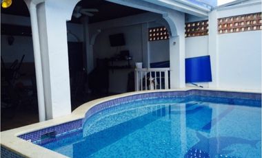 VENTA - PRADERAS DE SAN ANTONIO - 3 REC. 2 BAÑOS + CBE