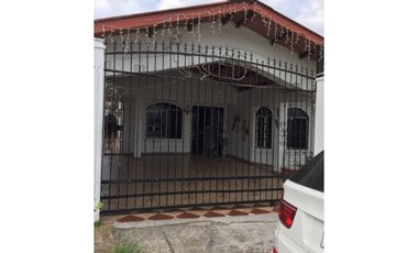 VENTA - PRADERAS DE SAN ANTONIO - 3 REC. 2 BAÑOS + CBE