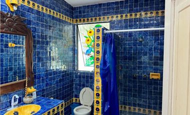 CASA EN VENTA A ORILLA DEL LAGO 