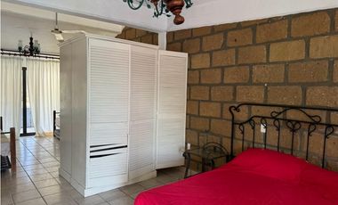 CASA EN VENTA A ORILLA DEL LAGO 