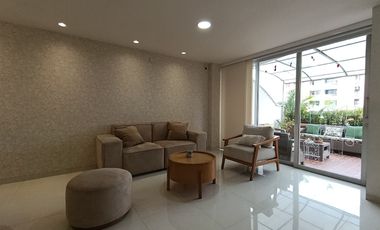 apartamento en venta en via club tennis. Cod V31582