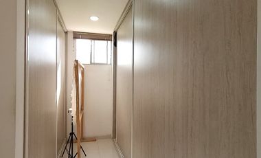 apartamento en venta en via club tennis. Cod V31582