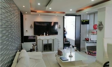 Casa comercial o vivienda en Arriendo Envigado Sector La Paz