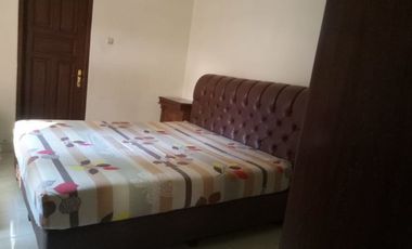 Rumah mewah full furnished dalam perumahan elit area Mirota Kampus jl Godean km1