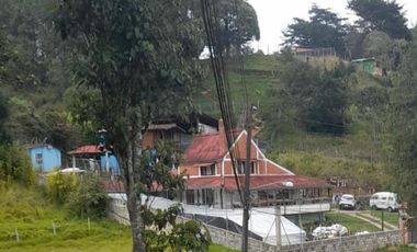 casa campestre en venta en santa elena. Cod V26111