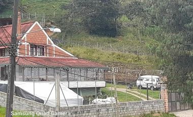 casa campestre en venta en santa elena. Cod V26111