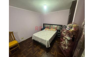 Casa 4 Pisos En Mariscal Caceres  San Juan De Lurigancho