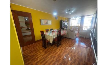 Casa 4 Pisos En Mariscal Caceres  San Juan De Lurigancho