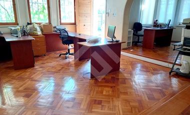 Casa en Venta en Lyon con Carlos Antunez