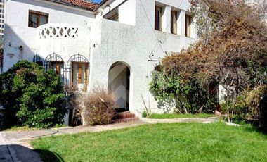 Casa en Venta en Lyon con Carlos Antunez