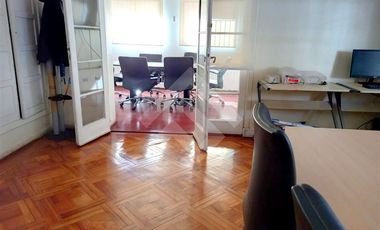 Casa en Venta en Lyon con Carlos Antunez