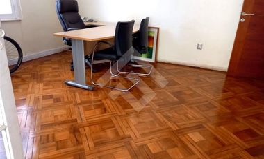 Casa en Venta en Lyon con Carlos Antunez
