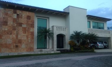 VENTA CASA EN FRACCIONAMIENTO KLOSTER SUMIYA