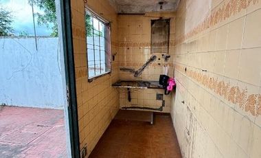 Departamento Tipo Casa en venta en Quilmes Oeste