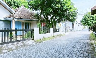Tanah Strategis Bonus Rumah Perum Pogung UGM Jl. Kaliurang Km. 4