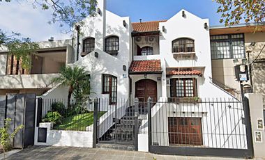 Impecable casa en venta en Martínez