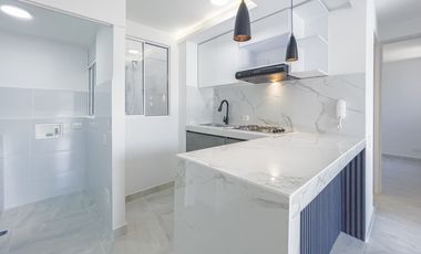 SE ALQUILA APARTAMENTO TERCER PISO CIUDAD DEL VALLE. Cod A10934