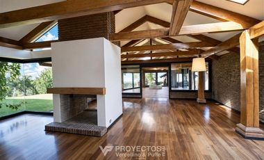 Casa en venta de 5 dorm. en Lo Barnechea