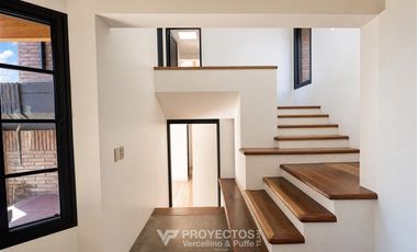 Casa en venta de 5 dorm. en Lo Barnechea