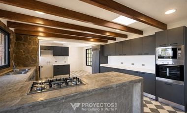 Casa en venta de 5 dorm. en Lo Barnechea