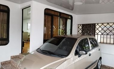 casa en venta en trigal del norte. Cod V11020