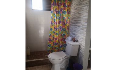 Maat vende Finca en Villeta 1.972m2 $320 Millones