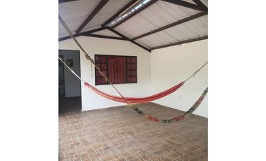 Maat vende Finca en Villeta 1.972m2 $320 Millones