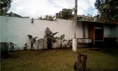 Maat vende Finca en Villeta 1.972m2 $320 Millones