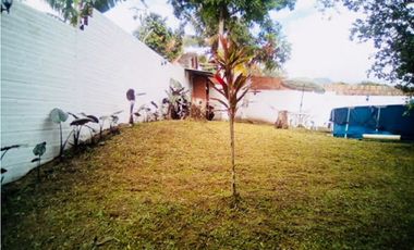 Maat vende Finca en Villeta 1.972m2 $320 Millones