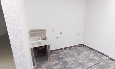 VENTA CASA PRADOS DEL ESTE CONJUNTO