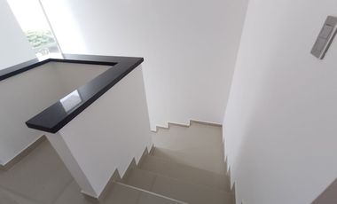 VENTA CASA PRADOS DEL ESTE CONJUNTO