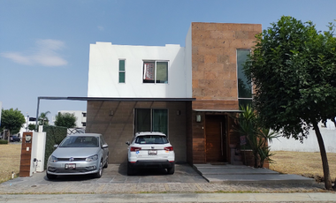 Casa en Venta Puebla Lomas de Angelópolis OPORTUNIDAD recámara  planta baja