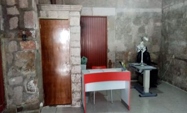 VENTA DE CASA COLONIAL CON LOCALES CENTRO HISTORICO