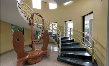 Lote Comercial en AVENIDA PEDRO MENENDEZ GILBERT
