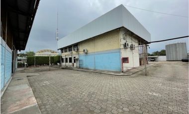 Lote Comercial en AVENIDA PEDRO MENENDEZ GILBERT