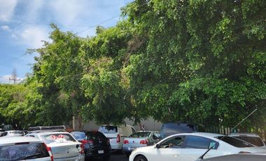 Terreno en venta frente a la clínica 110 del IMSS Oblatos
