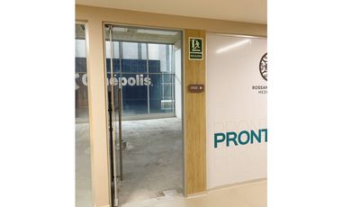 SE ALQULA OFICNA EN TOWN CENTER COSTA DEL ESTE DE 33 M2