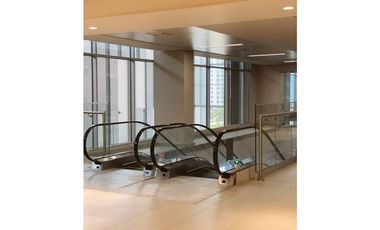 SE ALQULA OFICNA EN TOWN CENTER COSTA DEL ESTE DE 33 M2