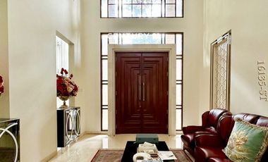 Disewakan Rumah Mewah Posisi Hook Cluster Elit Di Bukit Menteng