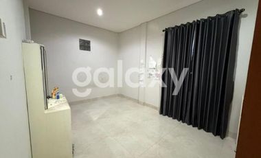 RUMAH MINIMALIS 2 LANTAI DI GANDAPURA KESIMAN KERTALANGU DENPASAR, BALI
