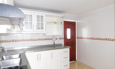 apartamento en arriendo en el cabrero. Cod A94299