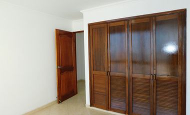 apartamento en arriendo en el cabrero. Cod A94299