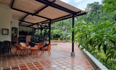 CASA CAMPESTRE PARA LA VENTA EN CHINCHINA